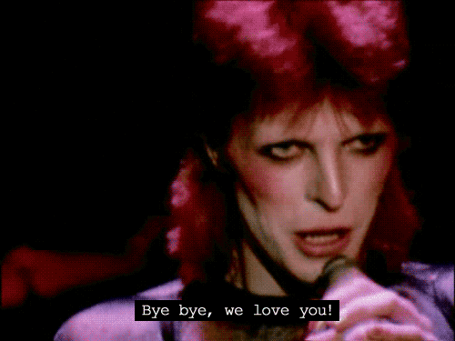 GIF: David Bowie cantando
