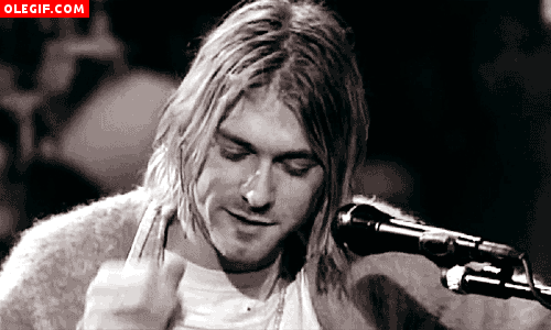 GIF: Kurt Cobain tocándose el pelo