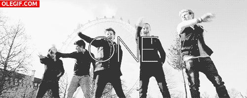 GIF: Los chicos de One Direction bailando junto a la Noria de Londres