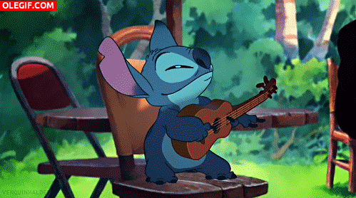 GIF: A Stitch le gusta tocar la guitarra