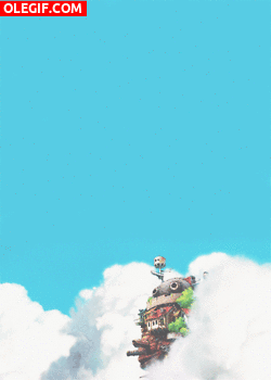 GIF: El Castillo Ambulante apareciendo de entre las nubes