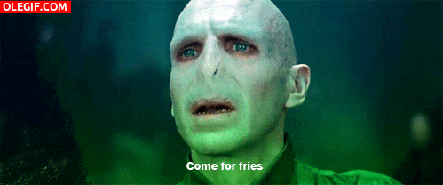 GIF: Al malo de Harry Potter le gustan las patatas fritas