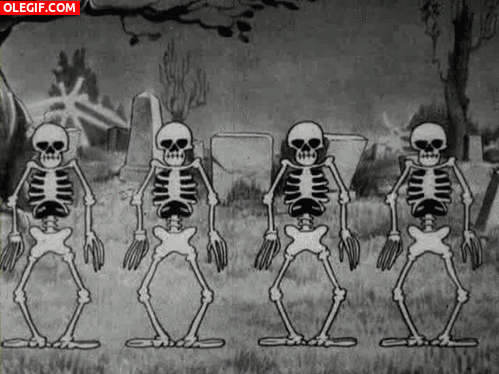 GIF: Estos esqueletos tiemblan de frío