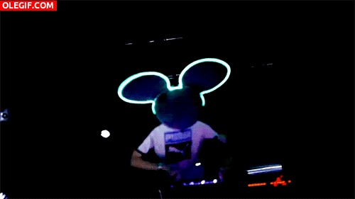 GIF: Mickey Mouse DJ
