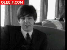GIF: Un joven Paul McCartney