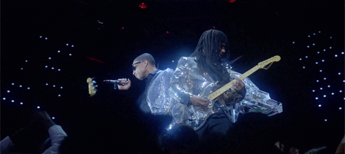 GIF: Pharrell Williams y Nile Rodgers con Daft Punk interpretando "Lose Yourself to Dance"