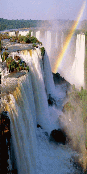 GIF: Arcoíris sobre las cataratas del Iguazú