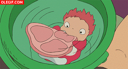 GIF: La pequeña Ponyo comiendo jamón