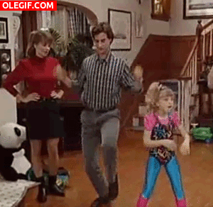 GIF: Bailemos en familia