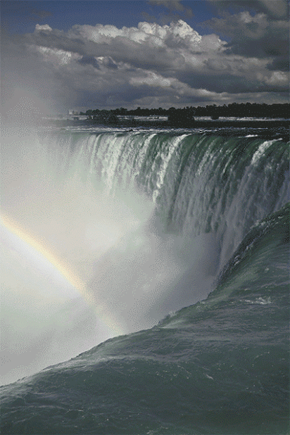 GIF: Arcoíris junto a las cataratas