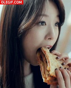 GIF: Comiendo pizza