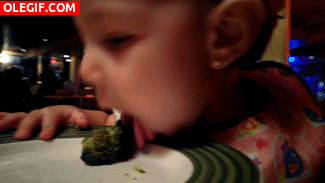 GIF: No puedo comer el brócoli