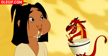 GIF: Mushu cebando a Mulan