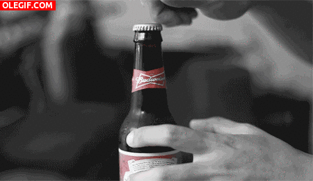 GIF: Abriendo una cerveza Budweiser