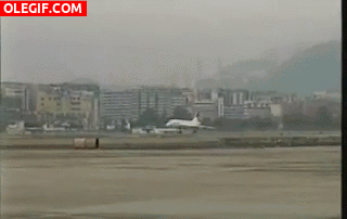 GIF: Aterrizaje del Concorde