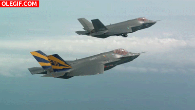GIF: Unos F-35 desplegando las ruedas