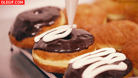 GIF: Glaseando unos donuts