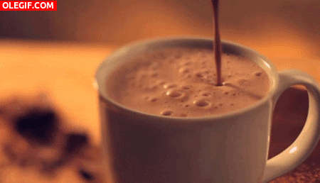 GIF: Chocolate caliente en una taza