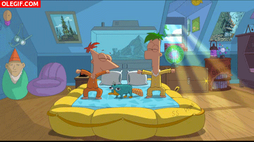 GIF: Phineas y Ferb saltando en la cama