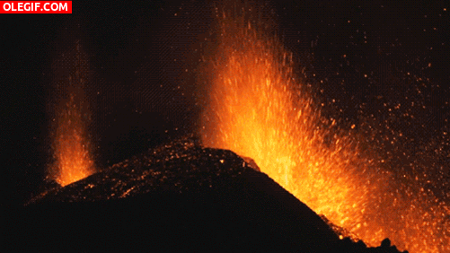 GIF: Volcán en erupción