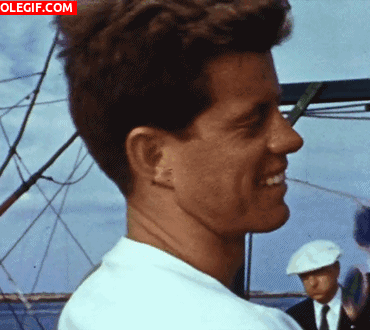 GIF: Un joven John F Kennedy