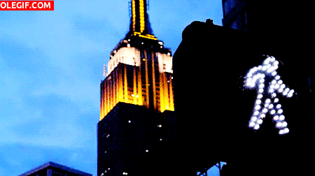 GIF: El Empire State iluminado