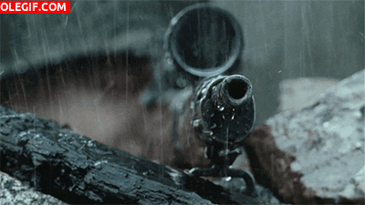 GIF: Rifle bajo la lluvia