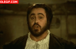 GIF: Luciano Pavarotti