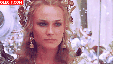 GIF: Diane Kruger como Helena, en Troya