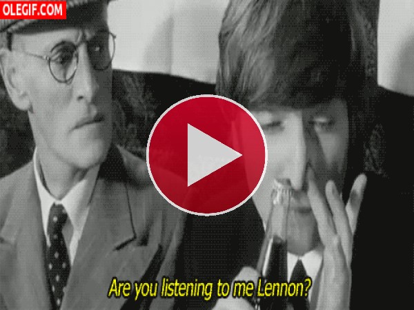 ¿Me estás escuchando Lennon?