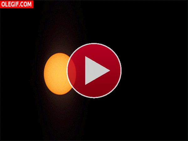 GIF: Eclipse solar